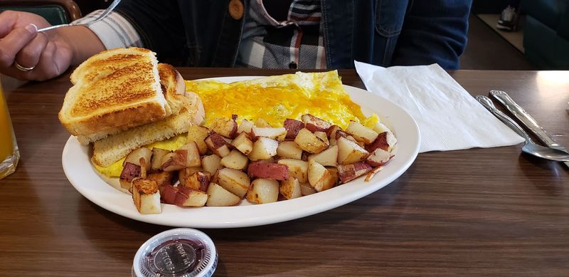 Breakfast at The Berry Patch Is Worth Waking Up Early For