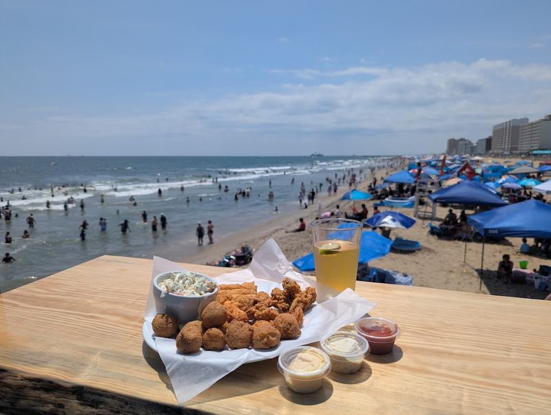 Fried Oysters So Good They've Become the Stuff of Legend