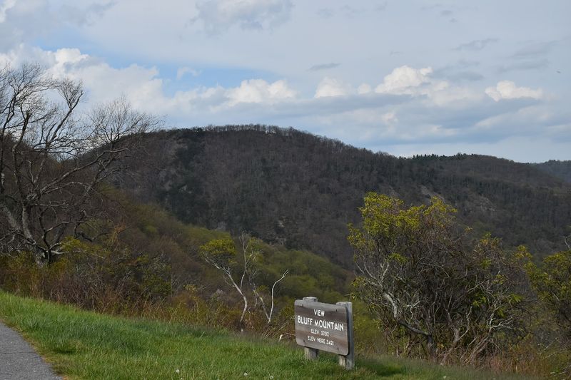 What Hikers Report Feeling on the Trail