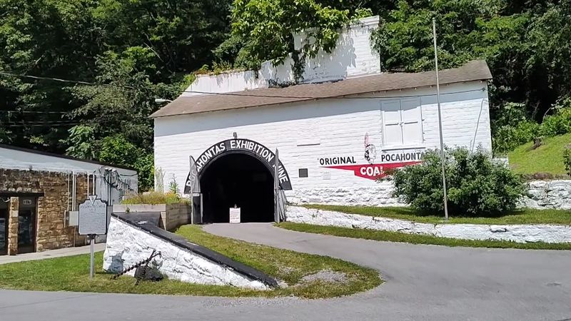 The Pocahontas Historic District