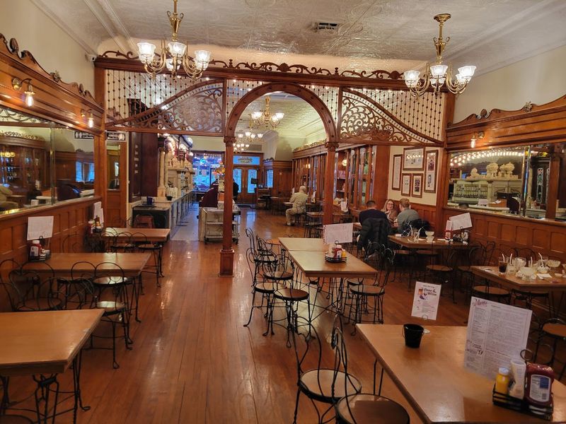 Zaharakos Ice Cream Parlor (1900) - Columbus, Indiana