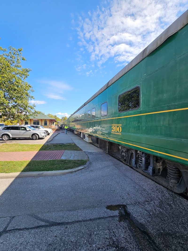 The Lounge Car Experience That Turns a Train Ride Into a Social Event