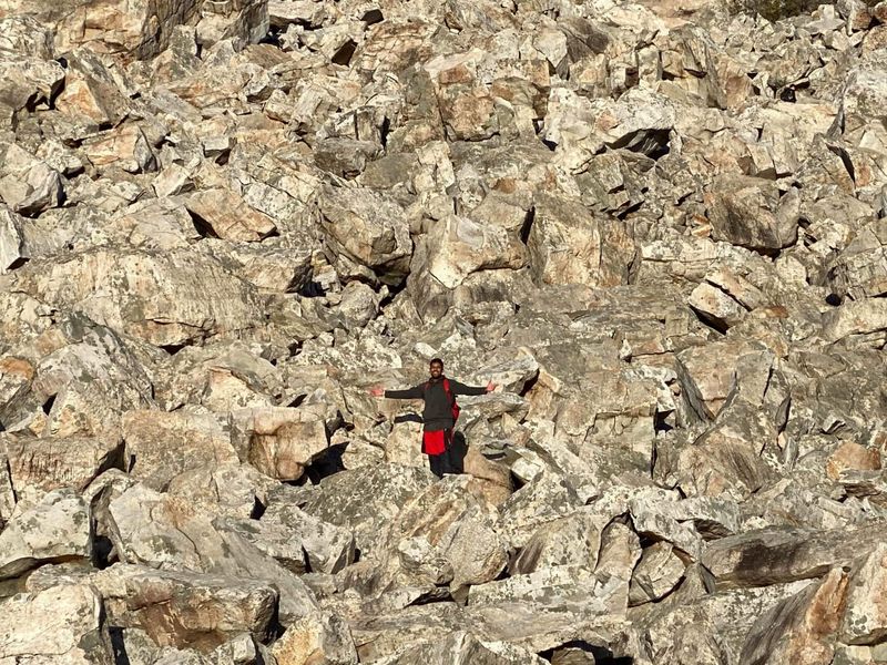 Gear Up Right: What to Wear and Bring for This Hike