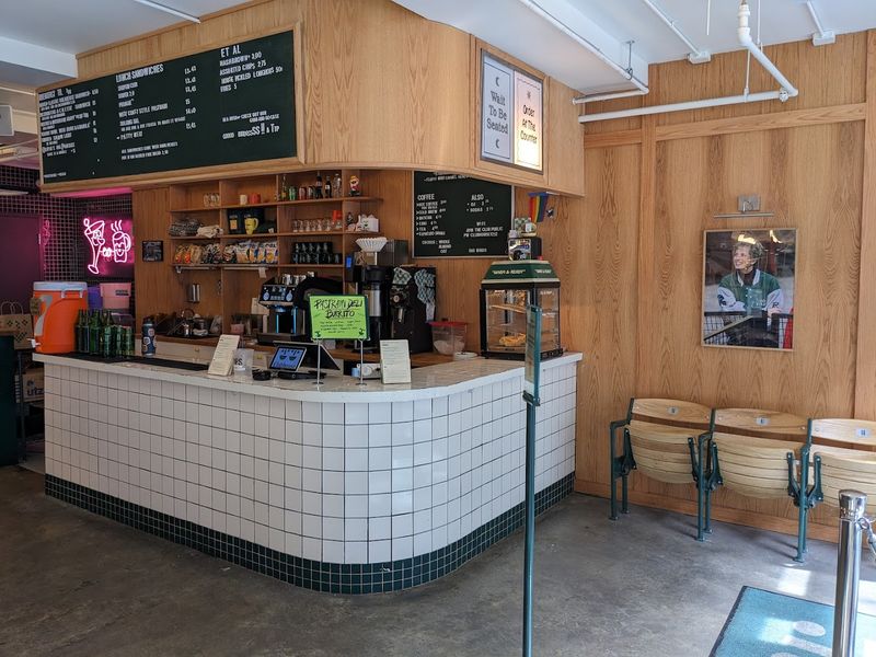 Takeout Game Plan So It Stays Hot And Holds Up