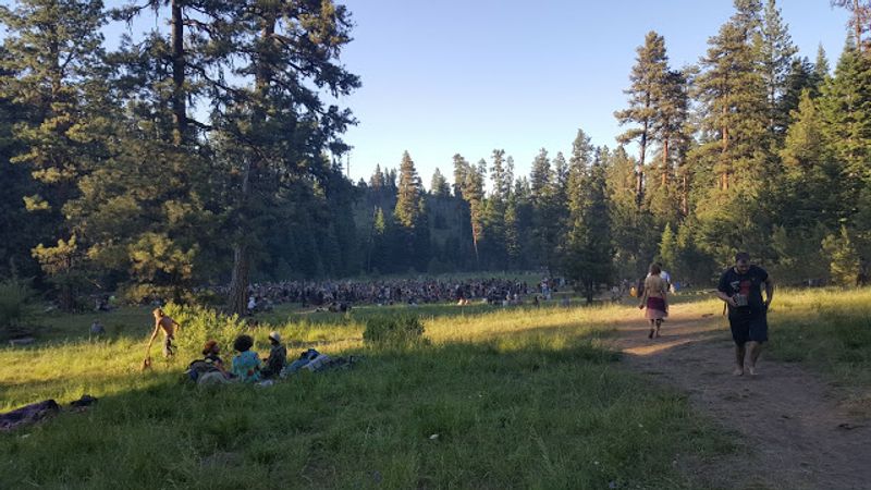 Wildlife Watching Across a Diverse Landscape