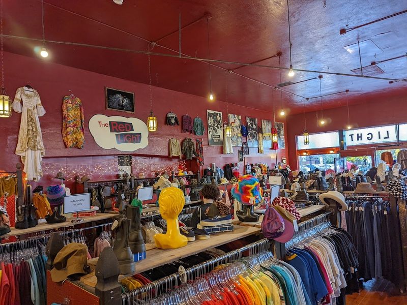 Vintage Finds That Actually Deserve the Label