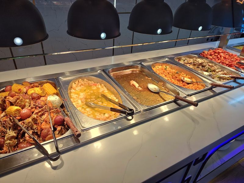 Why Buffetopia Keeps Drawing People Back, Again and Again