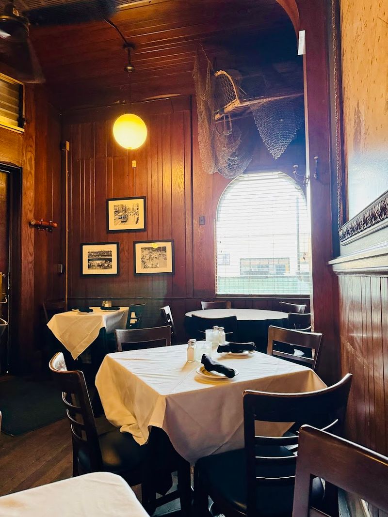 The Oyster Bar (1888) - Fort Wayne, Indiana