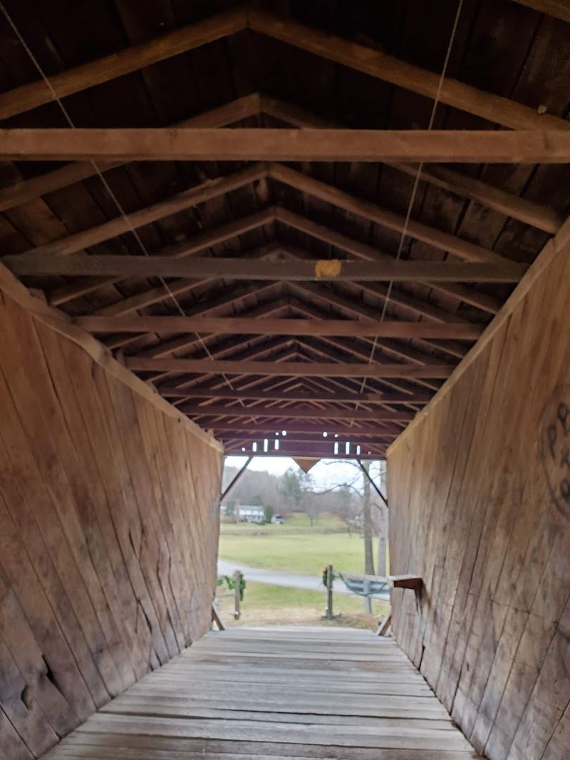 Old Carvings That Turn the Bridge Into a Time Capsule