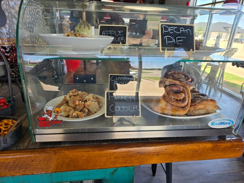 Desserts Like Cinnamon Rolls and Pecan Pie Are Worth Saving Room For