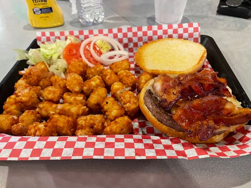 Why Hideaway Bar and Grill Earns Every Return Visit