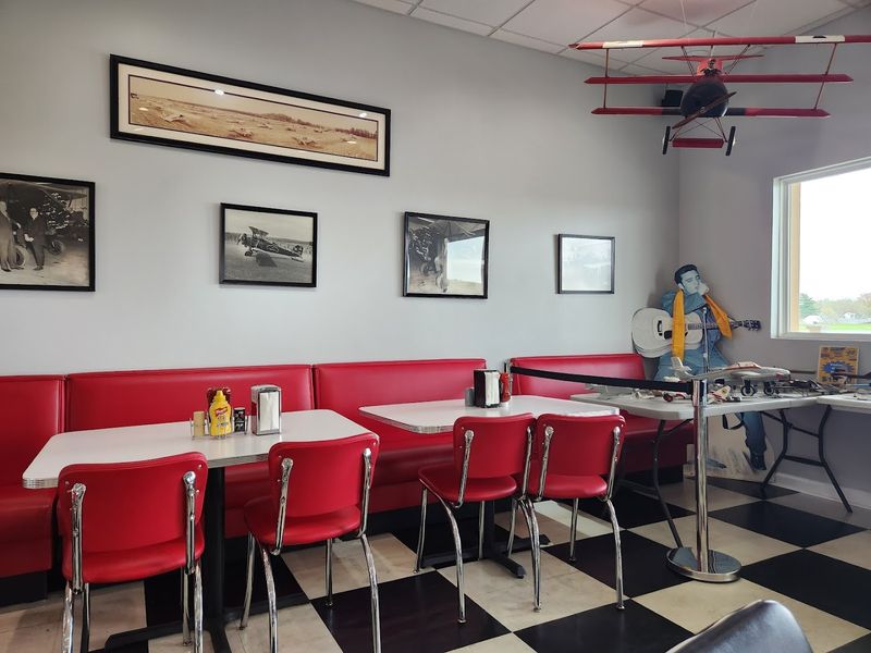 That Retro 1950s Diner Atmosphere You Did Not Expect