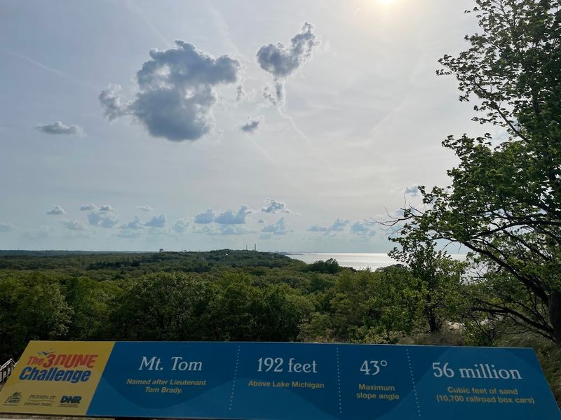 Chicago Skyline Views Across Lake Michigan That Feel Almost Unreal