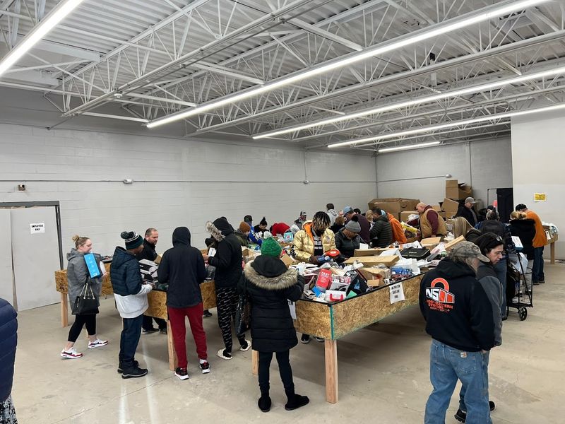 Why Deal Hunters Keep Coming Back Again