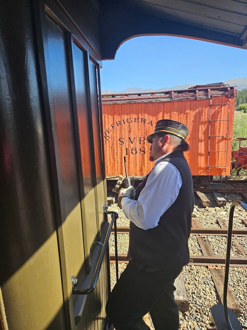 The Volunteer Crew That Makes It All Work