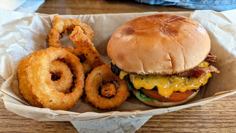 The Super Health Burger That Lives Up to Its Name