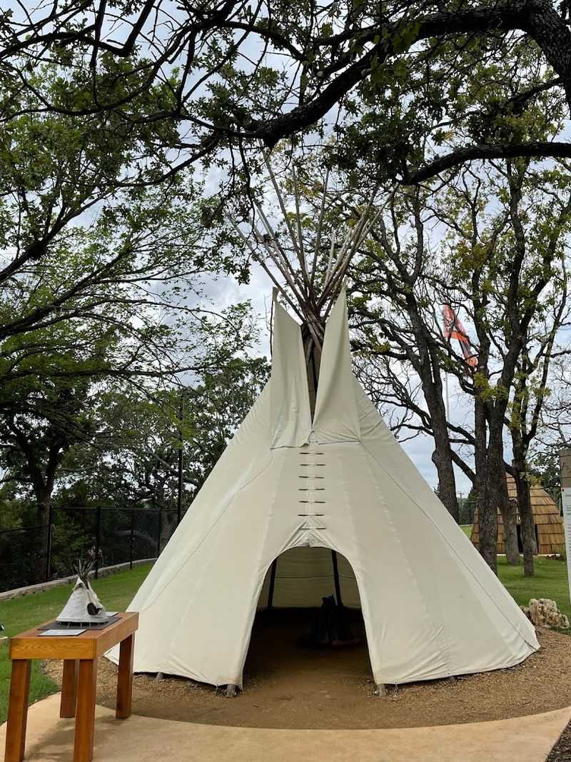 Native American Galleries That Tell the Full Story