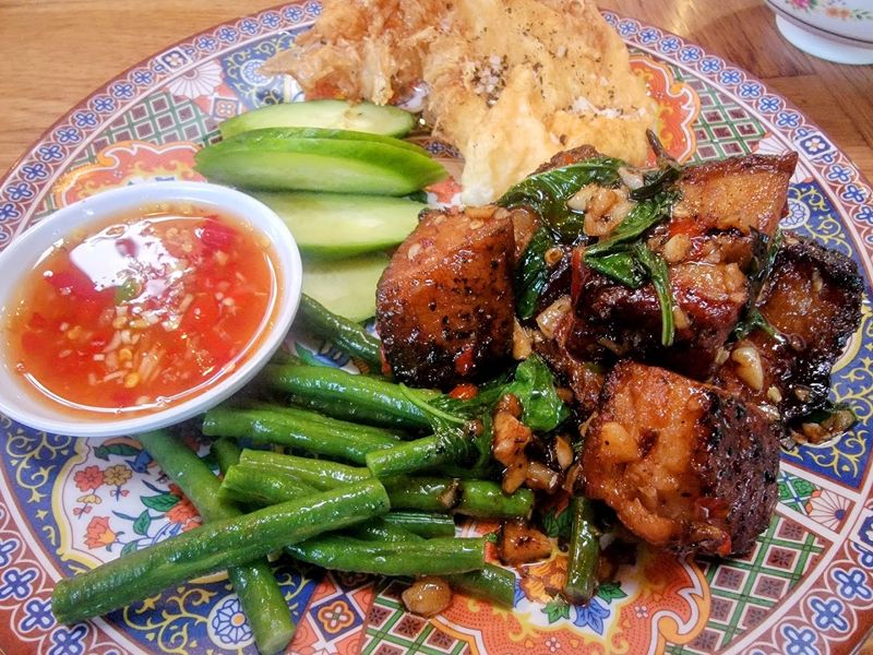 Smoky Meats and Thai Spices: The Fusion That Actually Works