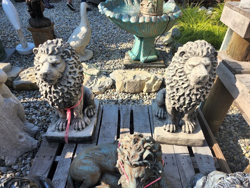 The Court Yard: Outdoor Statues That Stop You Cold