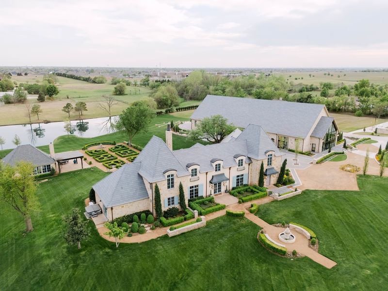 First Impressions That Genuinely Stop You in Your Tracks