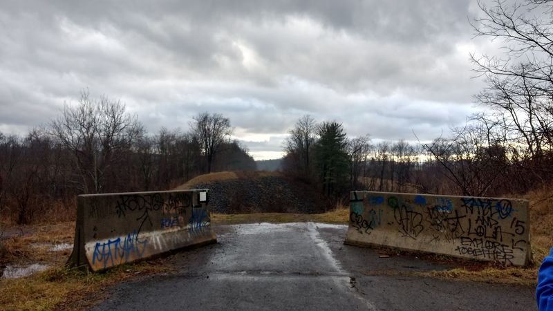A Trailhead Start That Feels Strange Before The Walk Even Begins