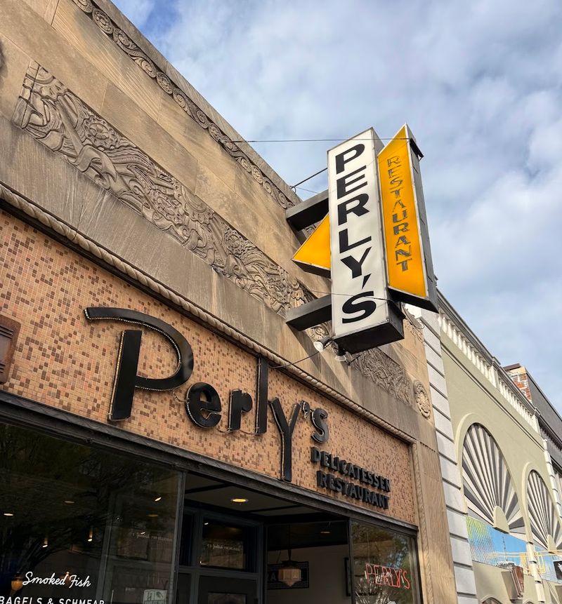 The Art Deco Facade That Stops Pedestrians Dead in Their Tracks