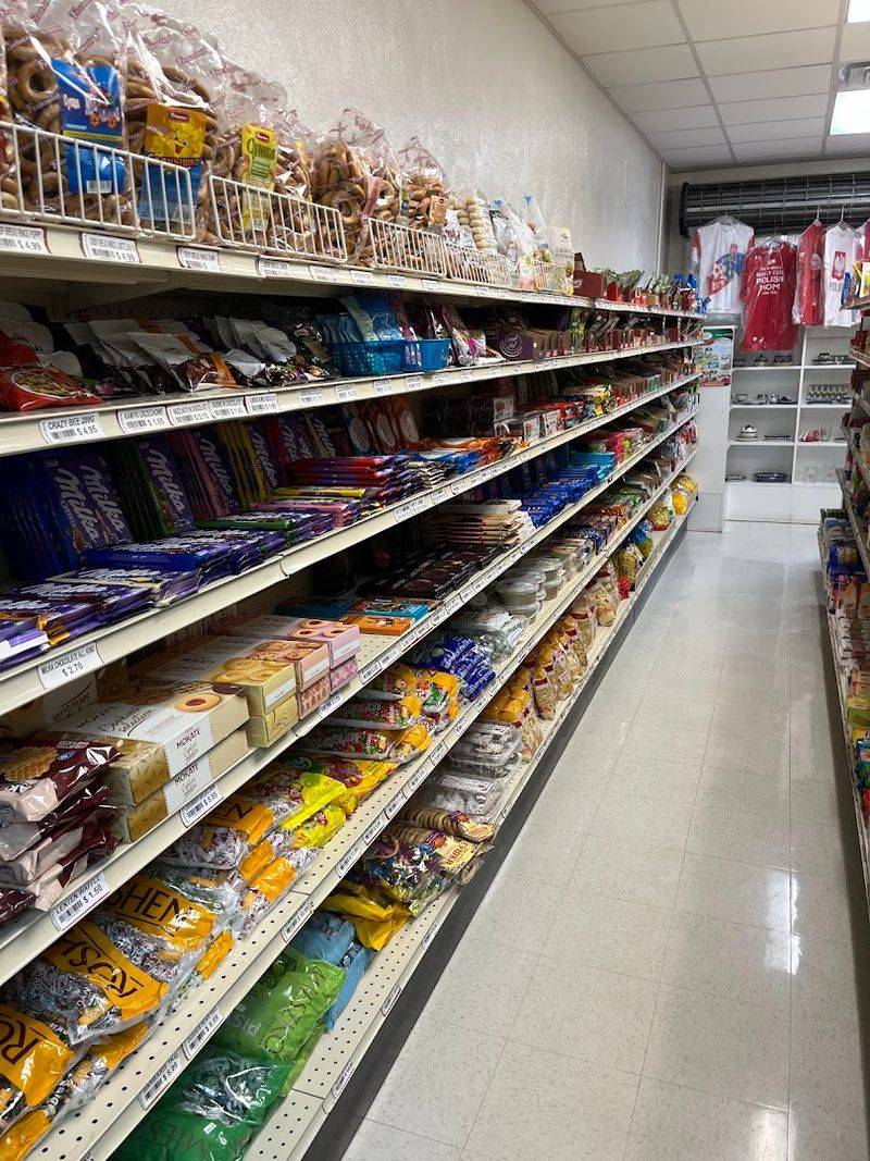 The Warm, Welcoming Atmosphere That Pulls You Right In