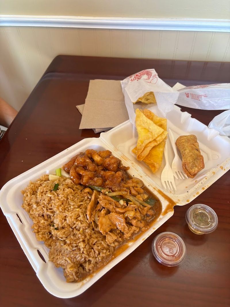 The $10 Cash-Only Combo Plate That Started It All