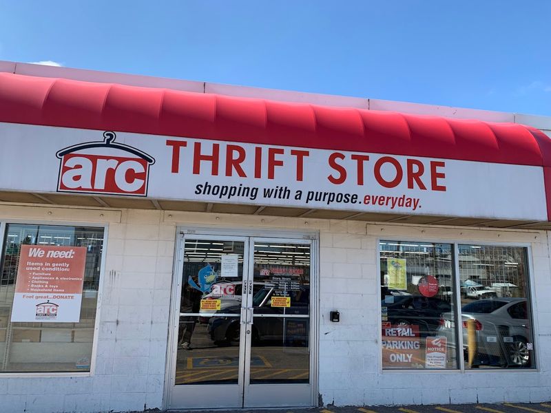 South Broadway Entrance That Turns One Lap Into Four