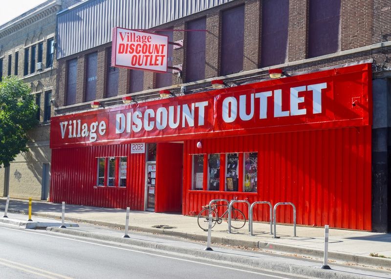Start On Milwaukee Avenue And Accept This Is A Two-Hour Store