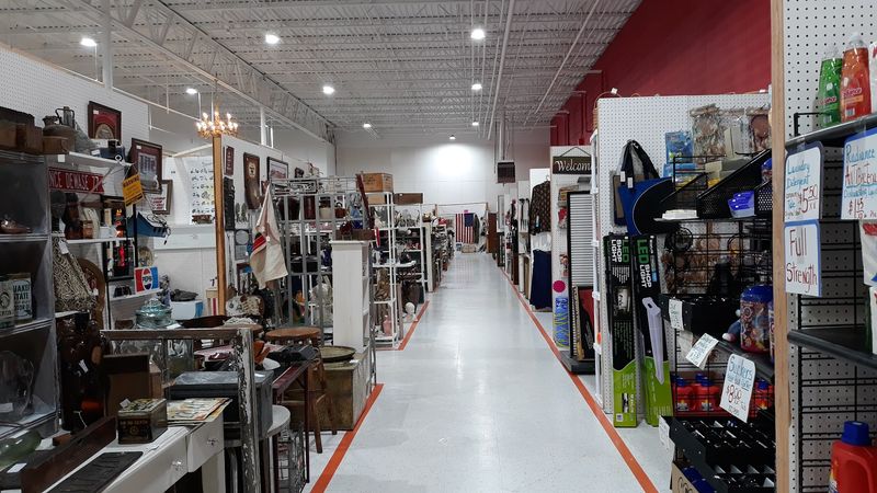 A 400-Booth Maze Worth Every Step