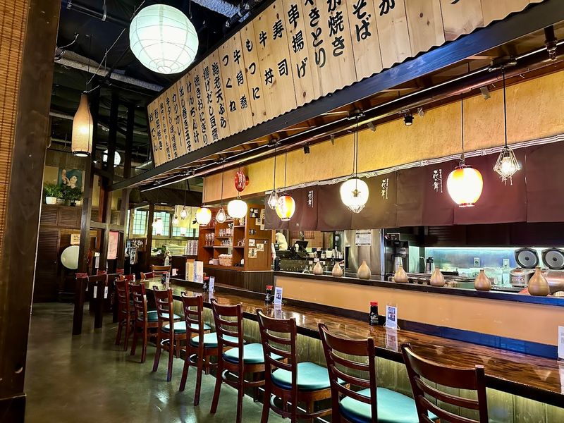 The Izakaya Atmosphere That Sets the Mood Instantly