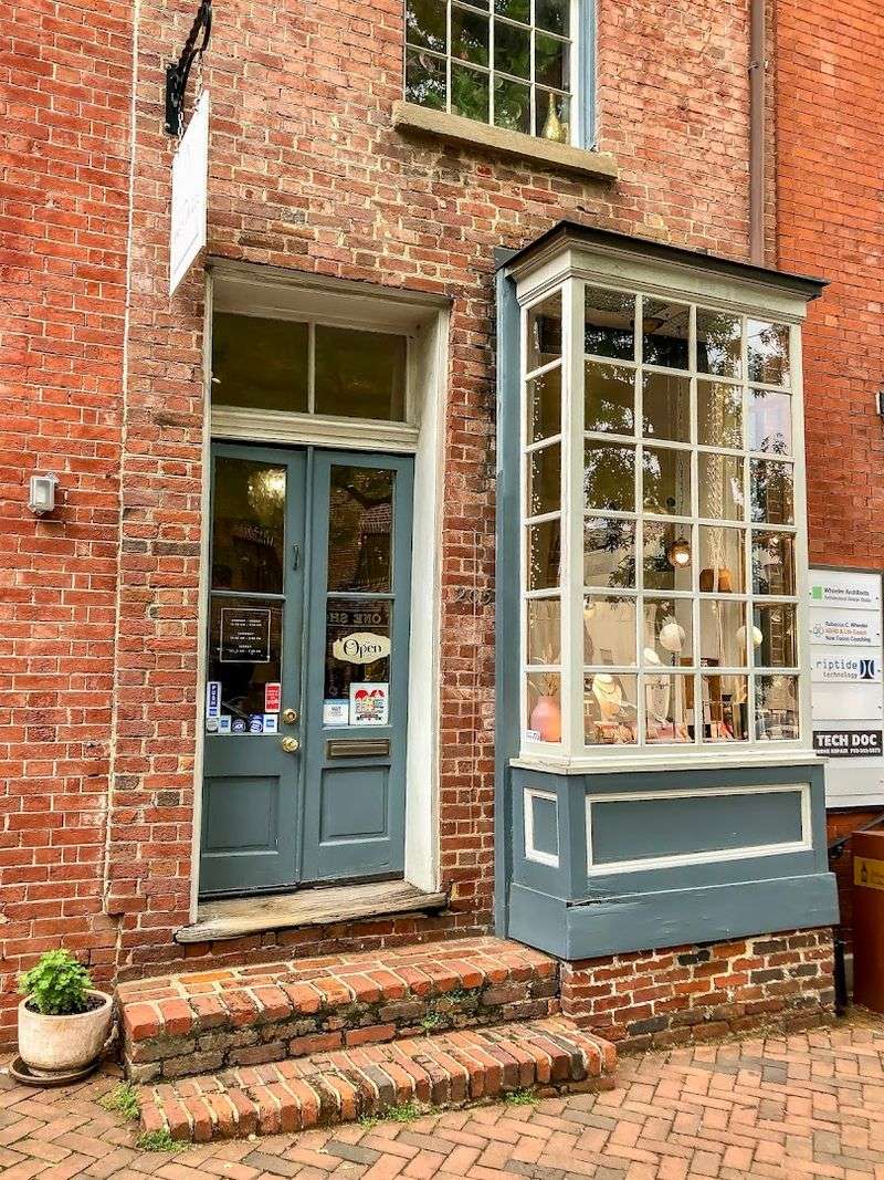 The Spite House Story: Virginia's Most Petty (and Brilliant) Building