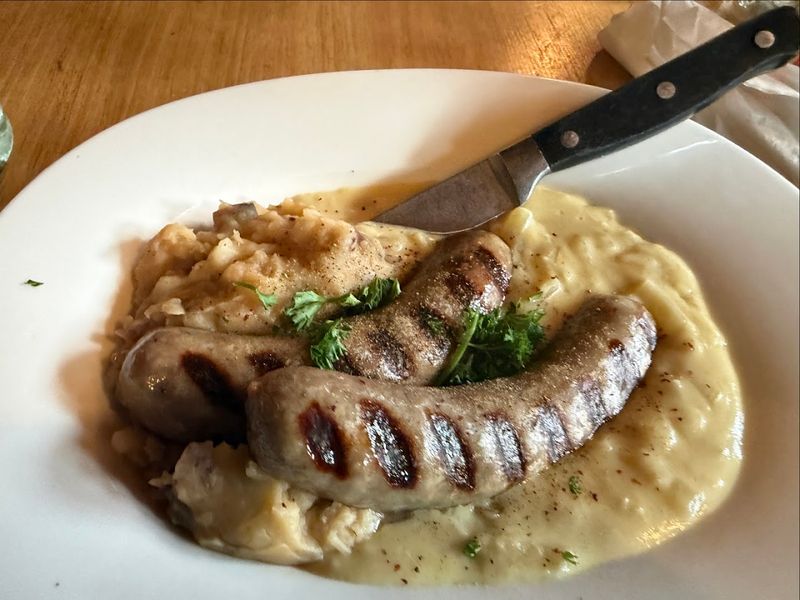 Authentic British Cuisine Rooted in Yorkshire Tradition