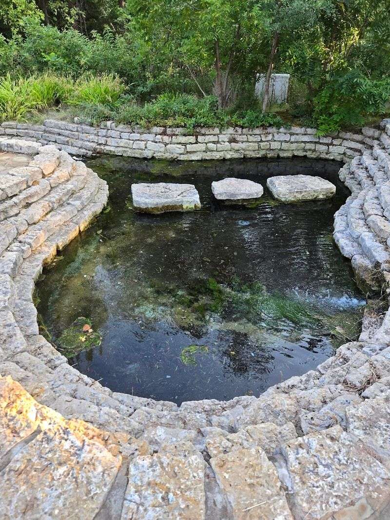 The Springs Themselves and the Science Behind the Bubbling