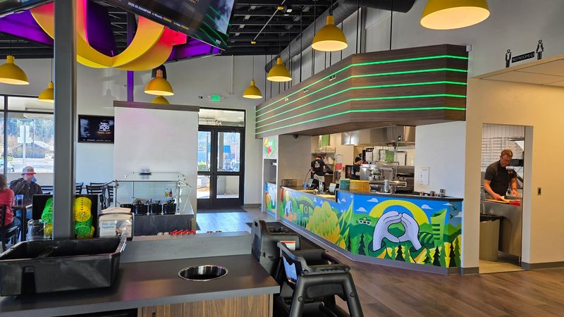 Quick Snapshot: What Track Town Pizza Springfield Is All About