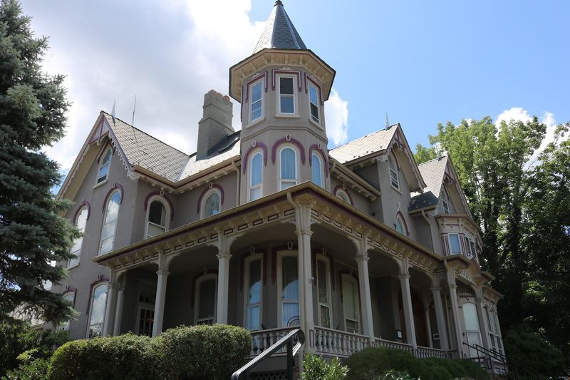 A Victorian Mansion That Wears Its History Proudly