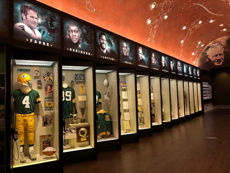 Hall Of Fame Galleries That Put Packers Legends Front And Center