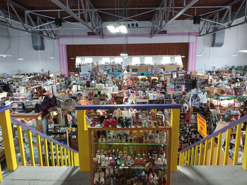 Pink Elephant Antique Mall