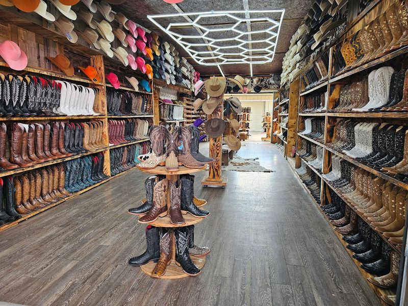 Why Traders Village Houston Keeps People Coming Back