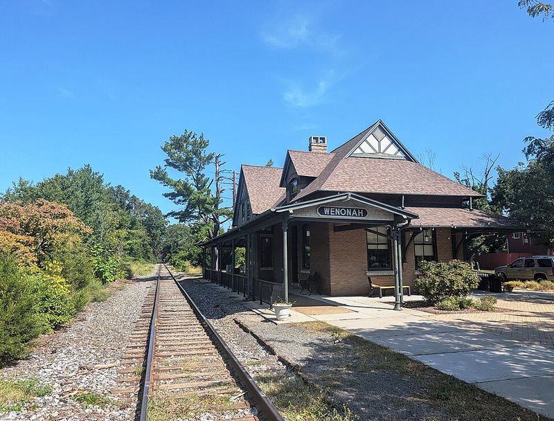 A Community Built on Knowing Your Neighbors