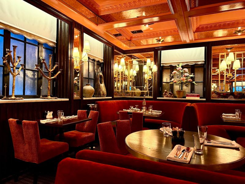 Chez Nous, Near Monroe Park