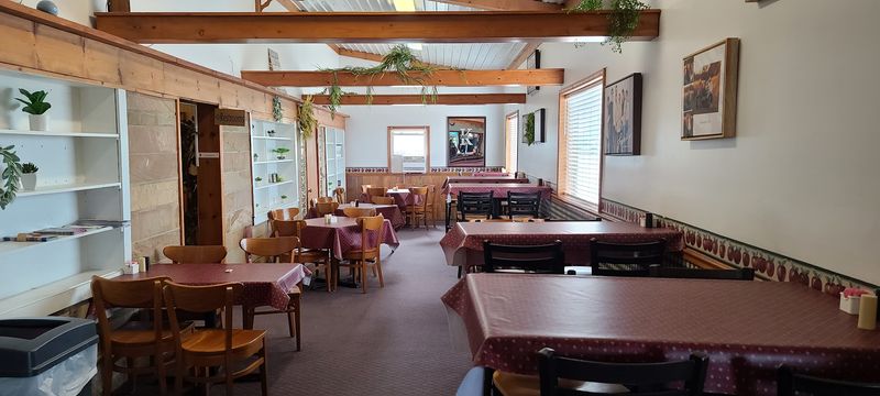 A Genuine Roadside Gem Near Washington, Indiana