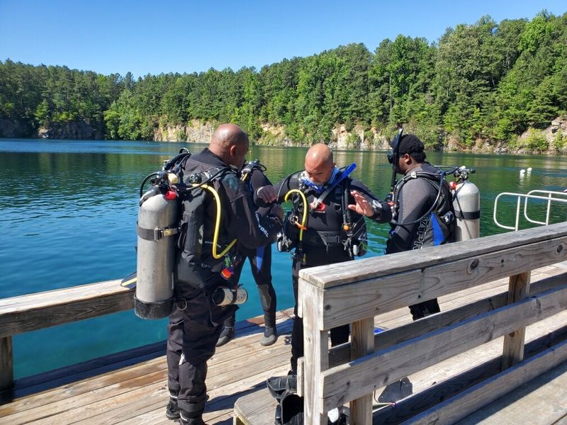 Professional Dive Shop and Equipment Rentals