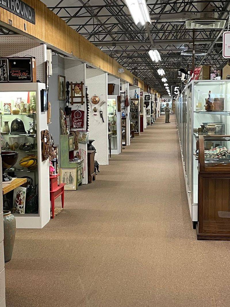 The Huge Layout That Makes Time Disappear Fast