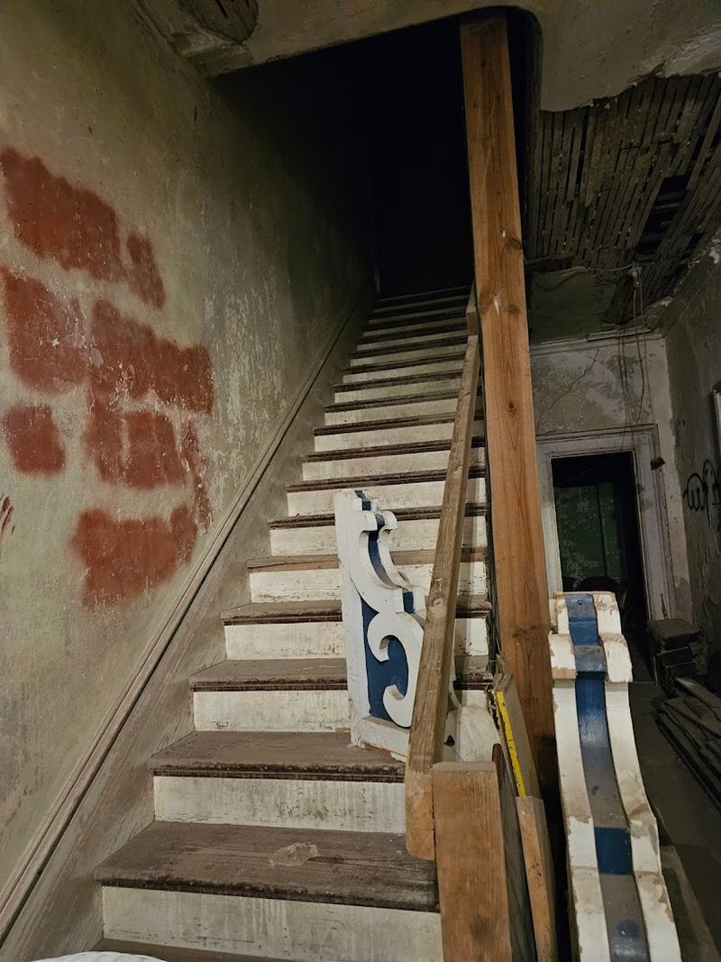 What Guides Share About The Vault, And What They Keep Vague On Purpose