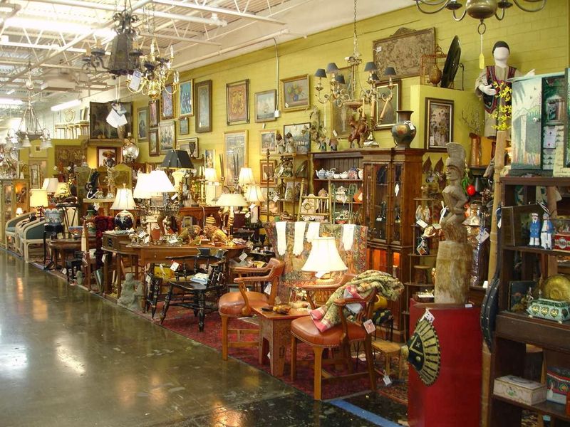 Furniture Row Finds That Make People Replan Their Living Room