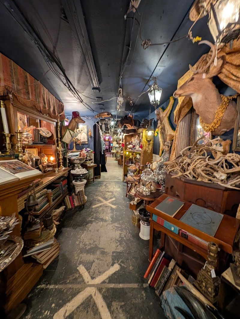 Why Treasure Hunters Love The Mix Of Furniture And Oddball Pieces