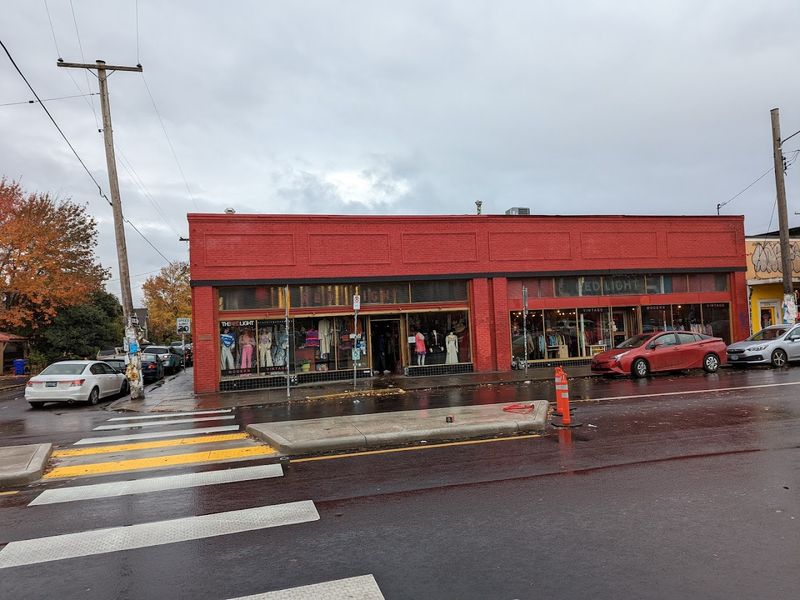 The Hawthorne Boulevard Location Adds to the Experience