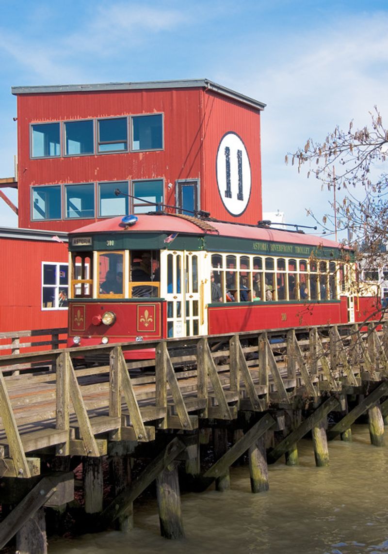 Riding Along the Columbia River Waterfront